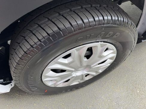 Used 2024 Ford Transit 350 XLT image 24