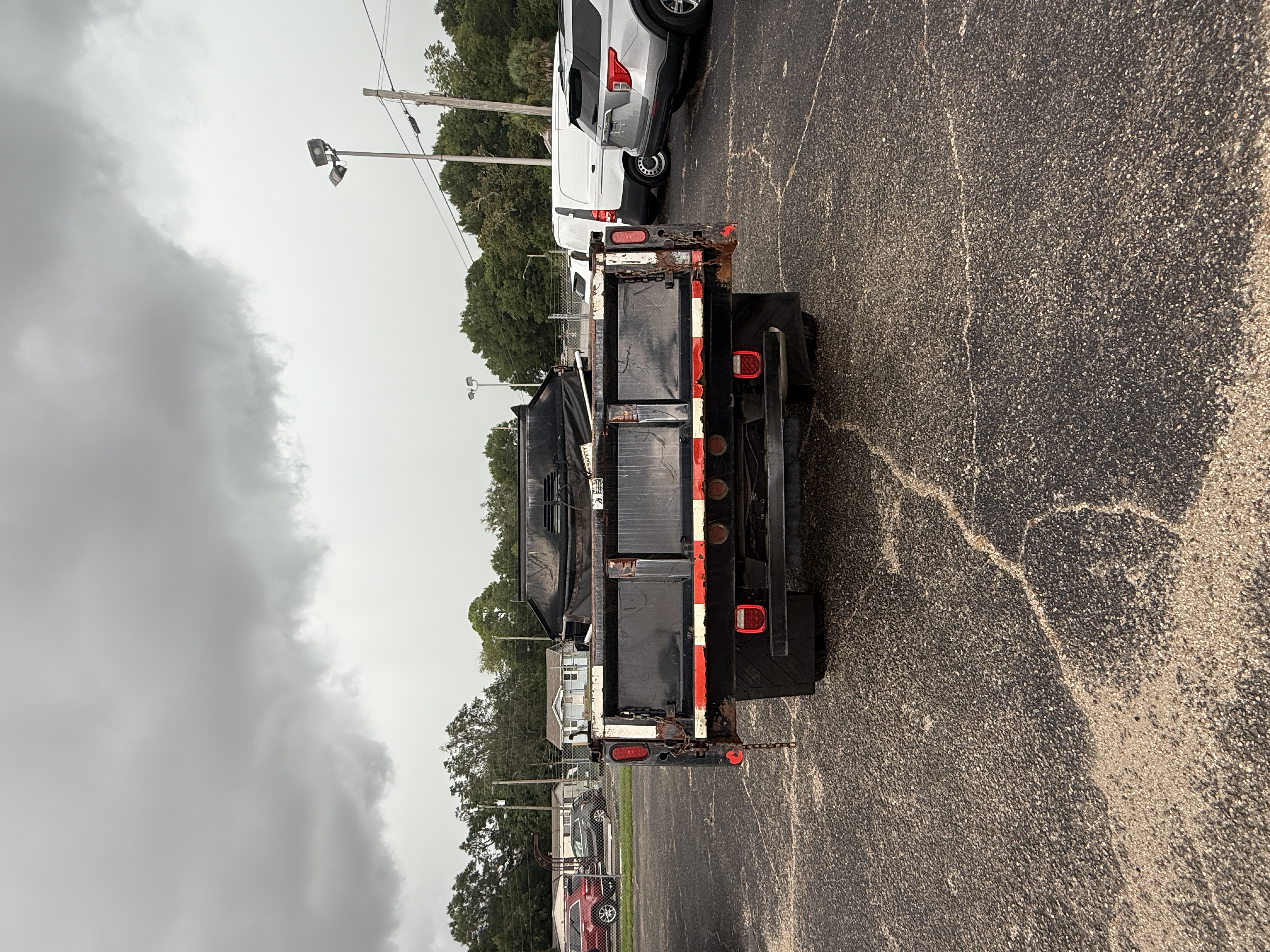 Used 2015 Ford F350 2WD Regular Cab DRW Super Duty image 3