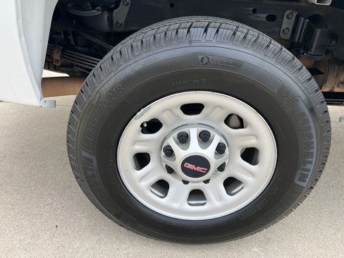 Used 2012 GMC Sierra 3500 4x4 Extended Cab image 18