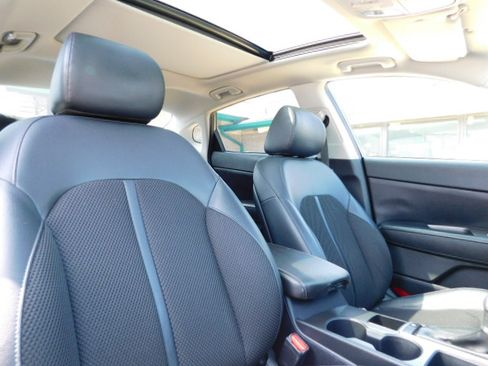 Used 2019 Kia Optima S FWD image 22