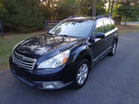 Used 2012 Subaru Outback 2.5i AWD/4WD image 6