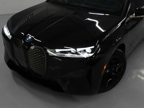 Used 2024 BMW iX M60 AWD/4WD image 4