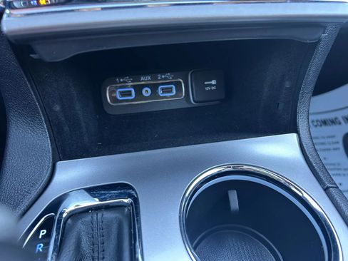 Used 2019 Jeep Grand Cherokee Limited image 54