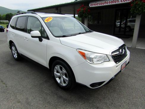 Used 2015 Subaru Forester 2.5i Premium AWD/4WD image 2