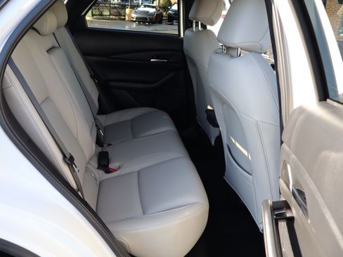Used 2024 MAZDA CX-30 image 13