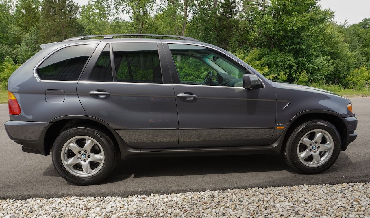Used 2003 BMW X5 4.4i AWD/4WD image 3