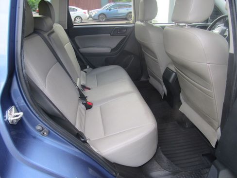 Used 2016 Subaru Forester 2.5i Premium AWD/4WD image 15