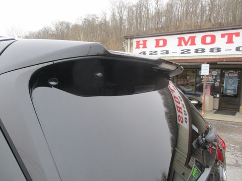 Used 2018 Toyota Highlander XLE image 11