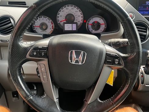 Used 2015 Honda Pilot FWD EX-L image 11