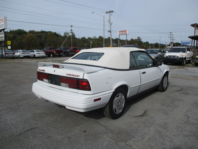 Used 1994 Chevrolet Cavalier RS Convertible FWD image 6