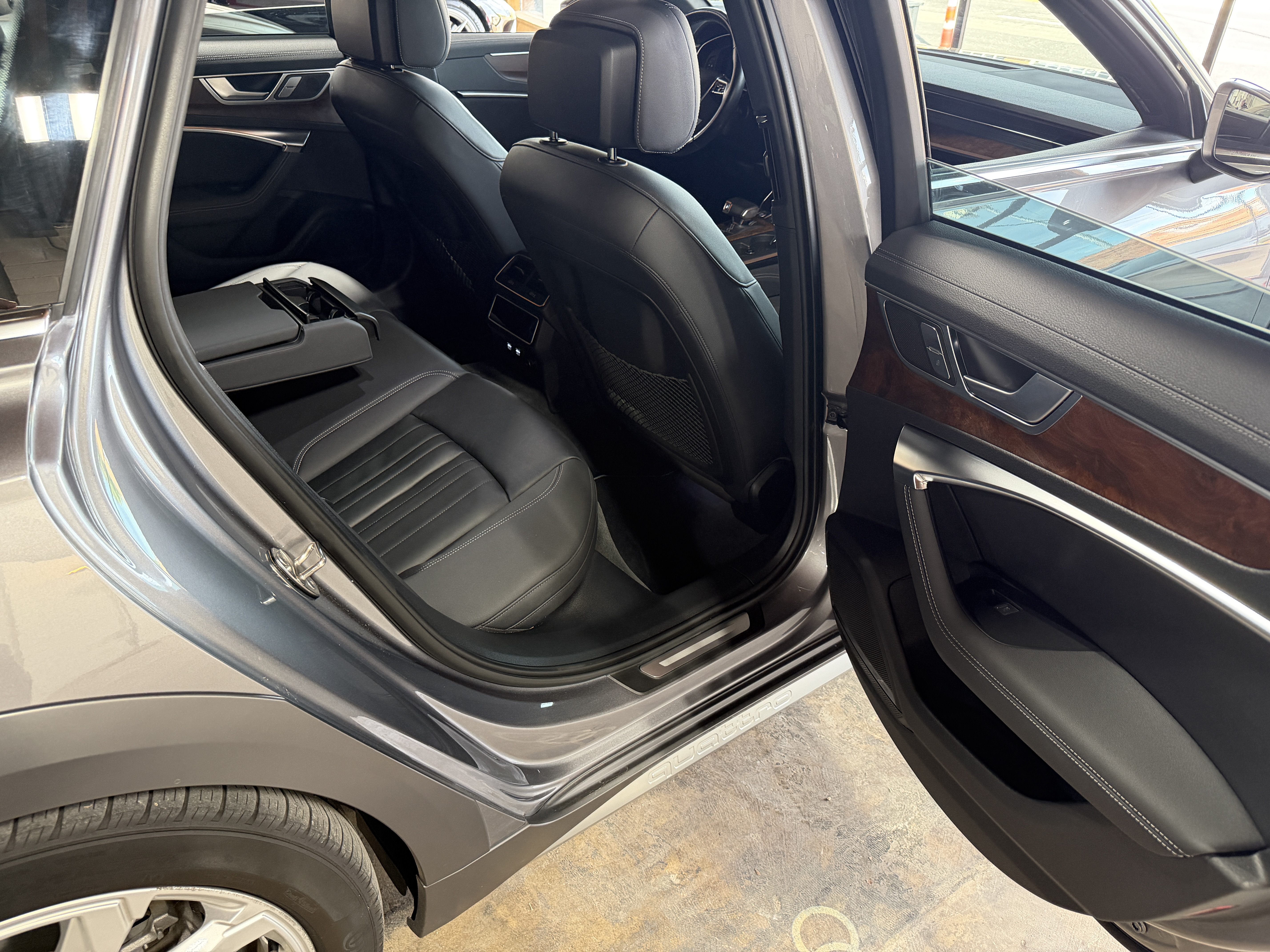 Used 2020 Audi A6 3.0T allroad Premium Plus AWD/4WD image 32