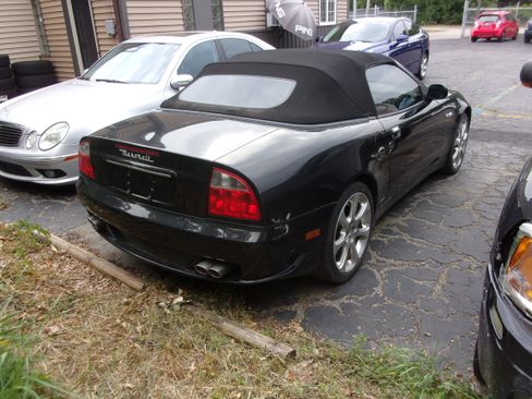 Used 2005 Maserati Spyder GT RWD image 4