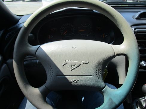 Used 1996 Ford Mustang GTS Coupe RWD image 25