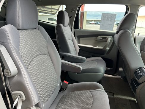Used 2012 Chevrolet Traverse LT image 15
