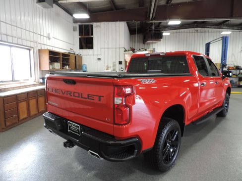Used 2022 Chevrolet Silverado 1500 4x4 Crew Cab LT Trail Boss image 22