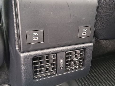 Used 2024 Toyota bZ4X image 11