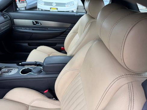 Used 2005 Ford Thunderbird 50th Anniversary image 5