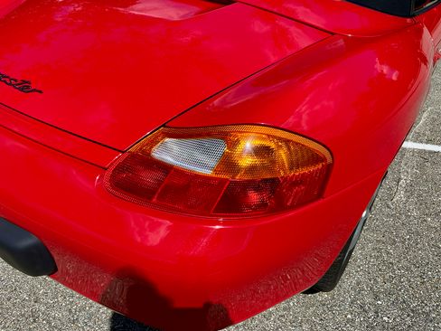 Used 2000 Porsche Boxster RWD image 20