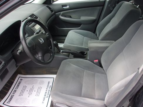 Used 2006 Honda Accord LX Sedan image 5