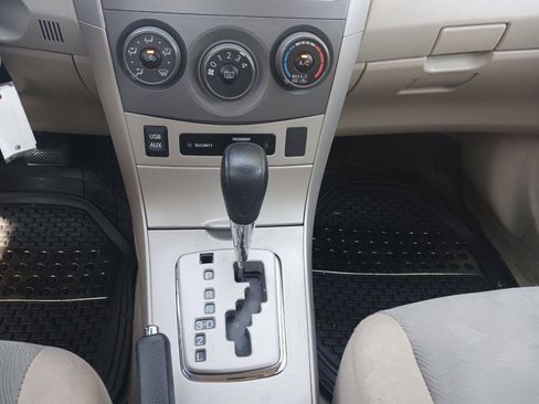 Used 2012 Toyota Corolla LE image 12
