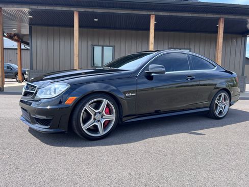 Used 2013 Mercedes-Benz C 63 AMG image 3