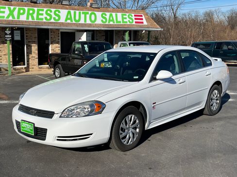 Used 2011 Chevrolet Impala LS image 1