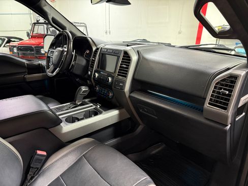 Used 2018 Ford F150 4x4 Crew Cab Raptor image 23
