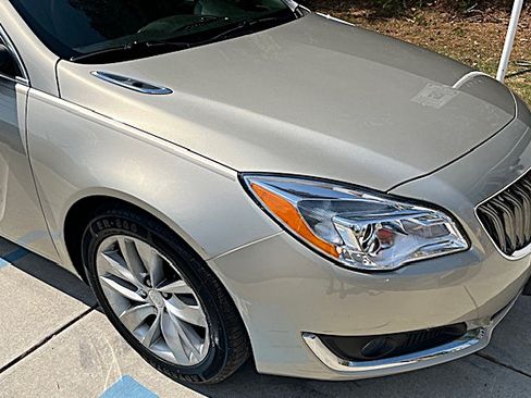 Used 2016 Buick Regal Leather image 16