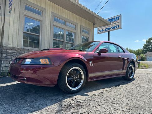 Used 2004 Ford Mustang GT image 1