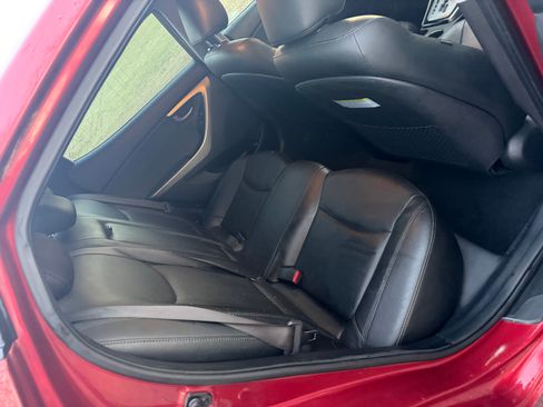 Used 2013 Hyundai Elantra Limited image 34