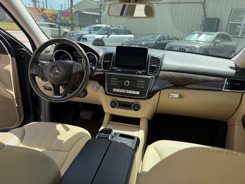 Used 2016 Mercedes-Benz GLE 350 w/ Premium Package image 13