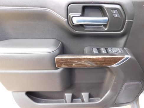 Used 2020 GMC Sierra 1500 Elevation image 13