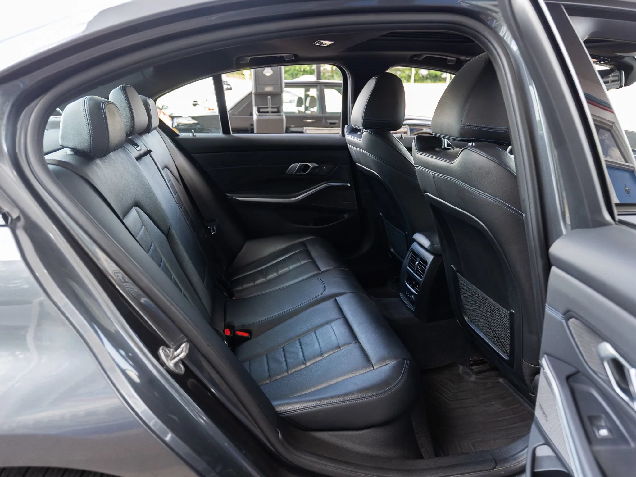 Used 2020 BMW M340i xDrive UNAVAIL AWD/4WD image 26