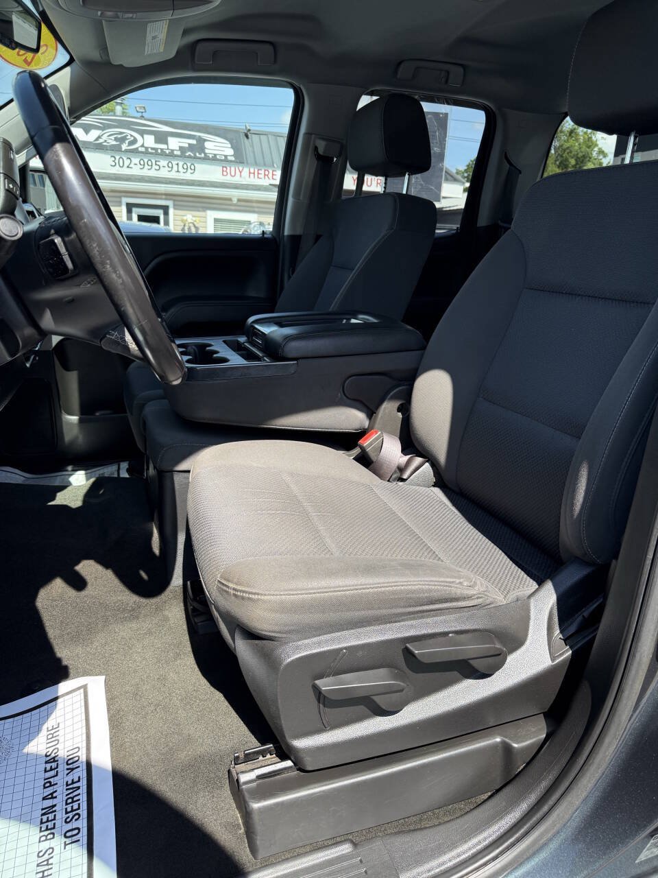 Used 2018 Chevrolet Silverado 1500 LT AWD/4WD image 9