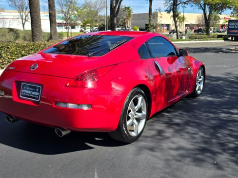 Used 2007 Nissan 350Z Touring image 7