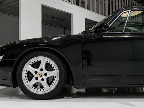 Used 1997 Porsche 911 Targa image 9