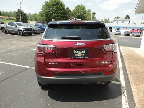 Used 2022 Jeep Compass Limited image 9