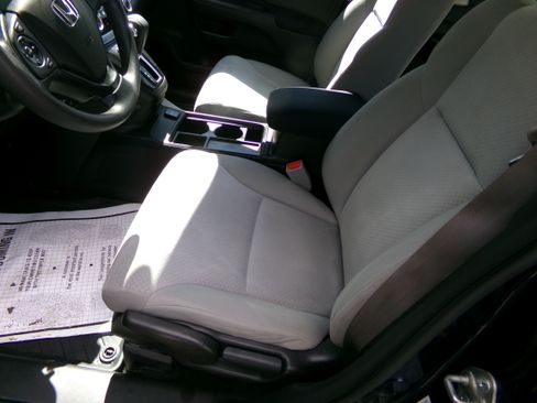 Used 2015 Honda CR-V LX image 11