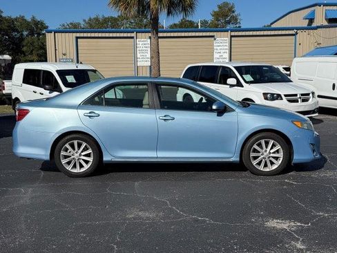 Used 2013 Toyota Camry XLE image 6