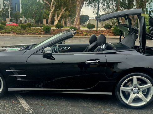 Used 2013 Mercedes-Benz SL 550 image 10