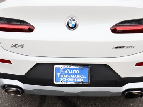 Used 2022 BMW X4 xDrive30i image 12
