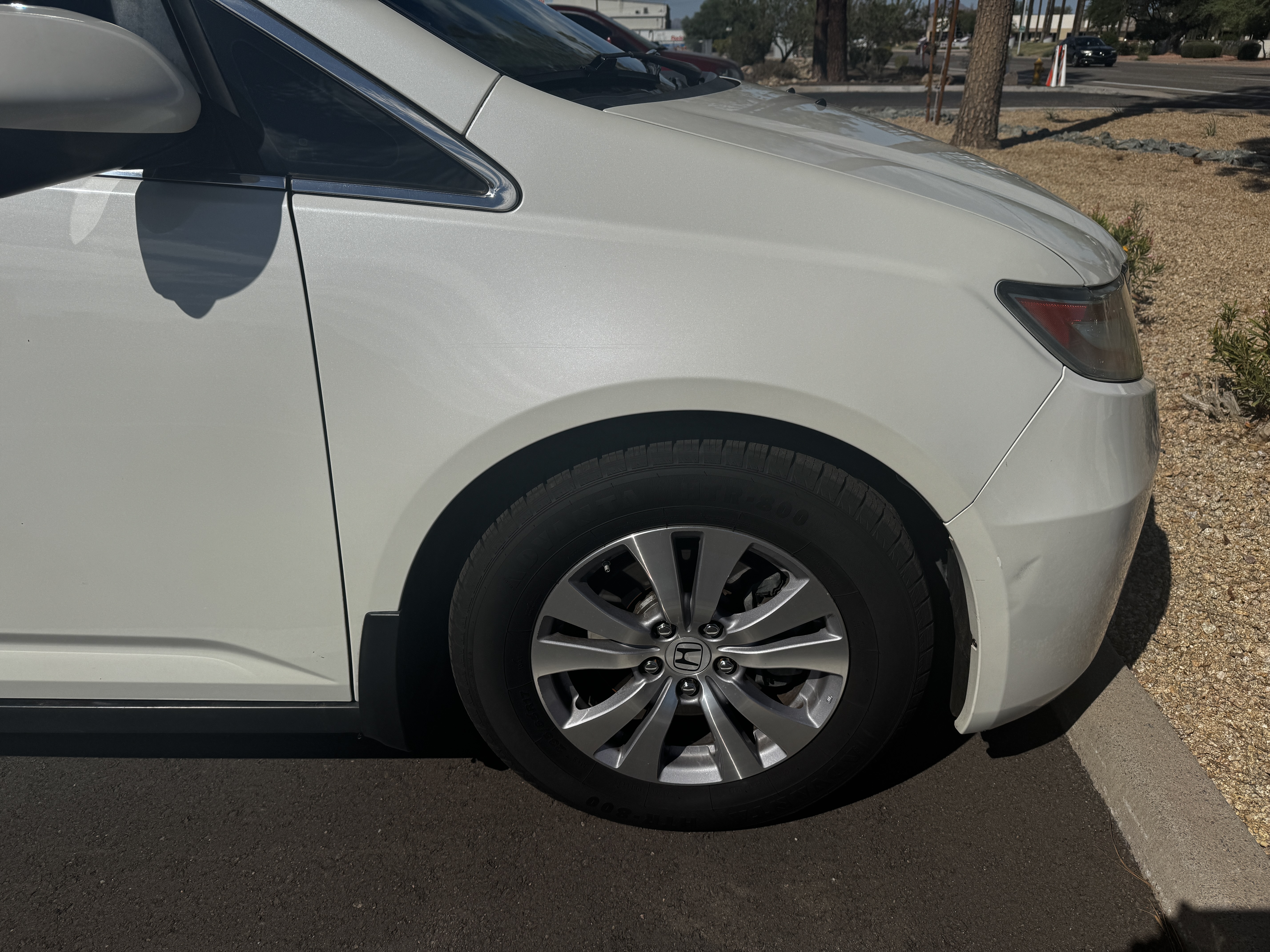 Used 2017 Honda Odyssey SE image 9