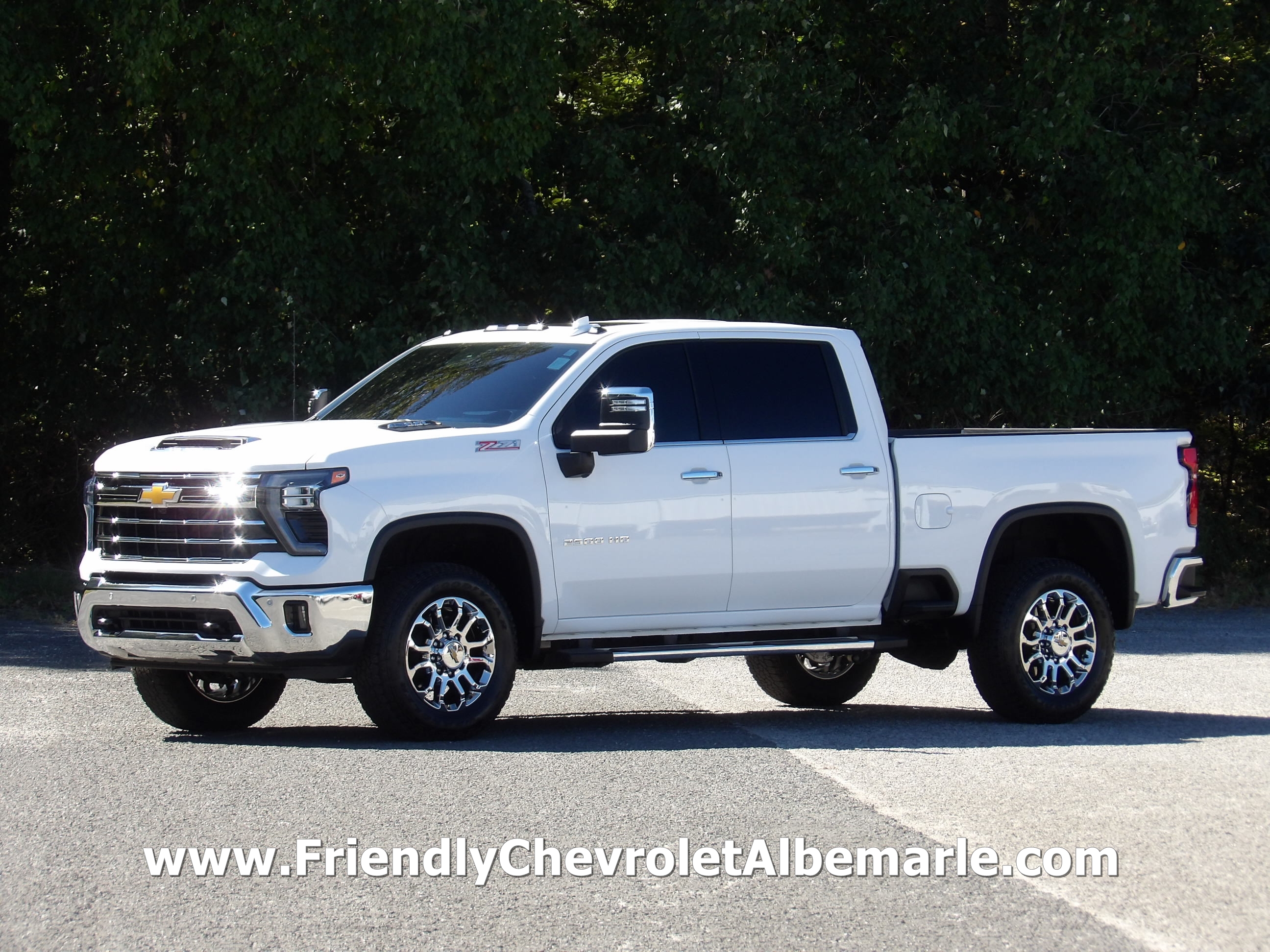 Used 2026 Chevrolet Silverado 2500 4x4 Crew Cab LTZ image 1