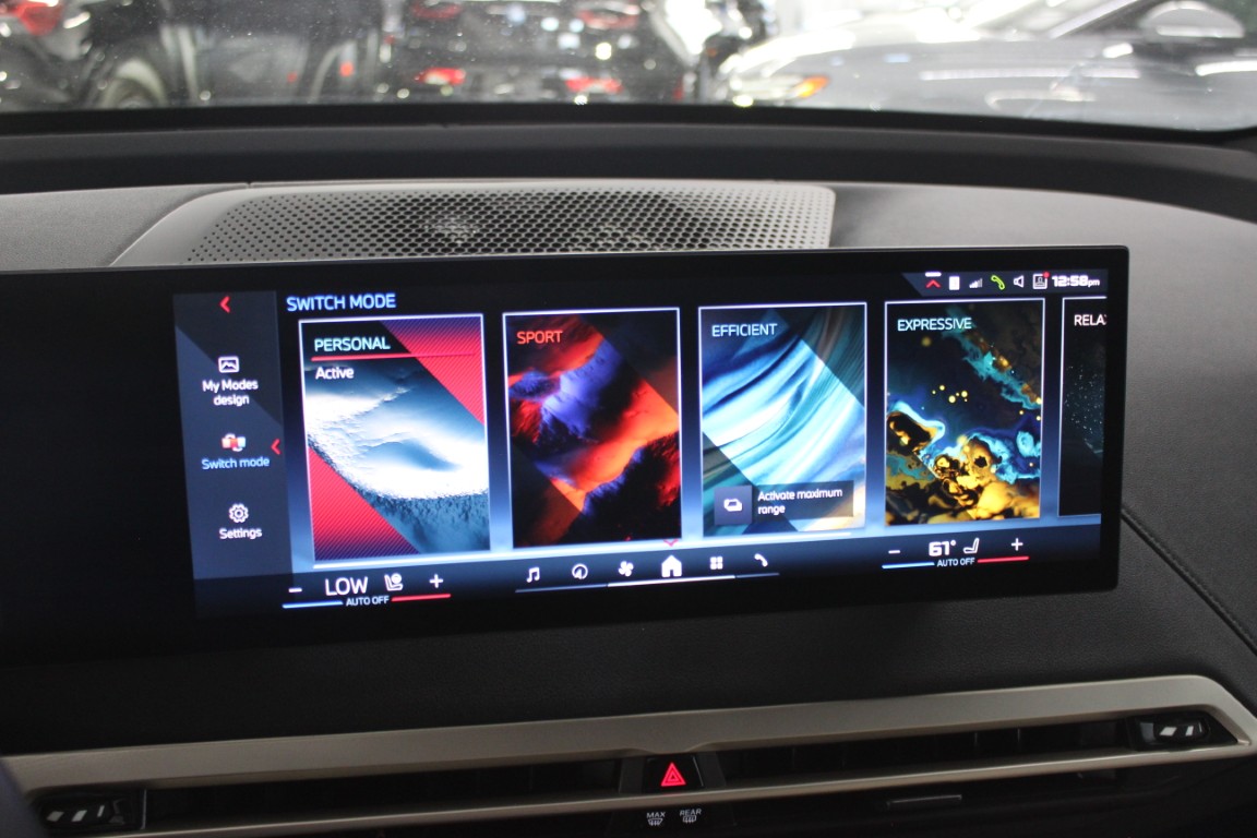 Used 2024 BMW iX M60 AWD/4WD image 19