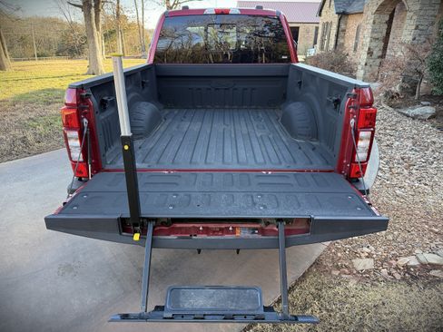 Used 2020 Ford F250 XLT image 16