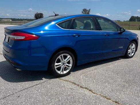 Used 2018 Ford Fusion S Hybrid FWD image 6