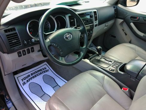 Used 2007 Toyota 4Runner Limited image 43