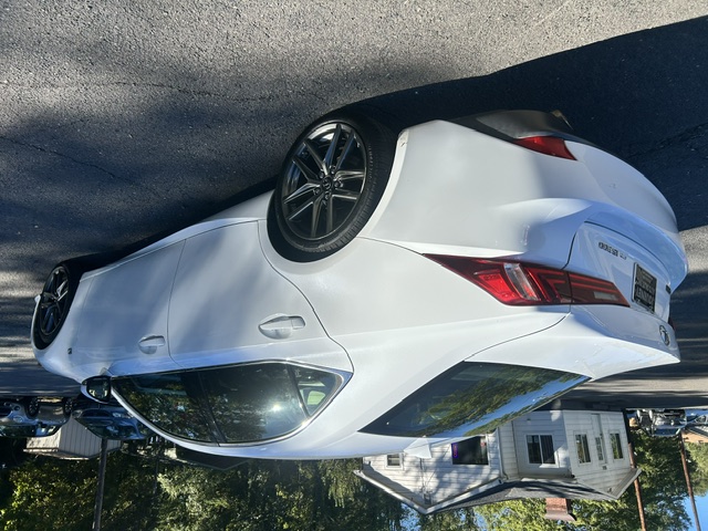 Used 2016 Lexus IS 300 AWD image 5
