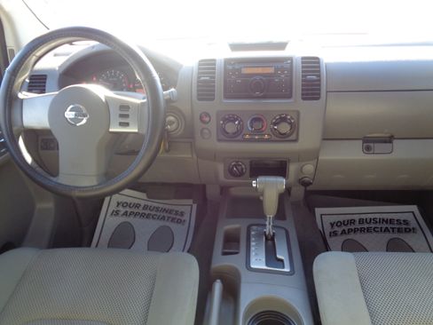Used 2008 Nissan Frontier SE image 36