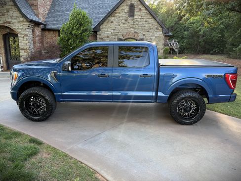 Used 2022 Ford F150 4x4 SuperCrew image 2